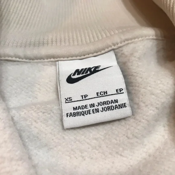 Nike Women's Phoenix Fleece Quarter-Zip Crop Sweatshirt Cream - Picture 5 of 5